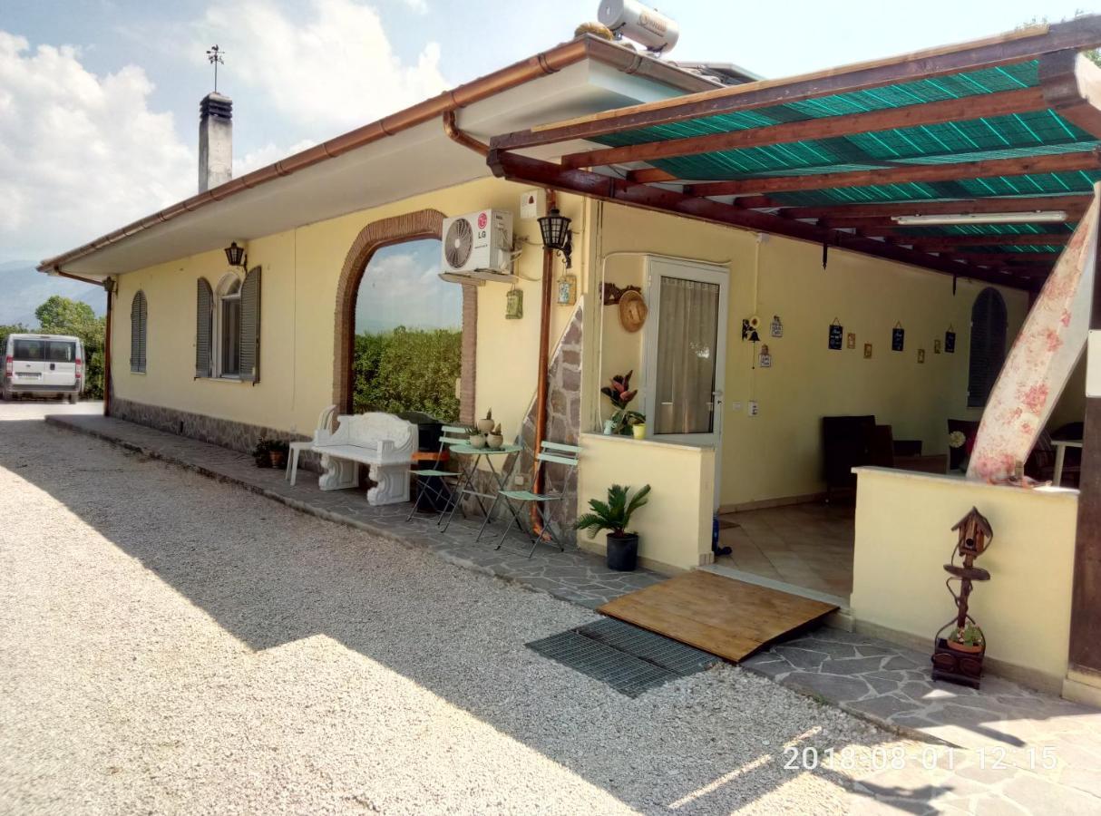 Bed and Breakfast CasadolcecasaЛатина Екстер'єр фото