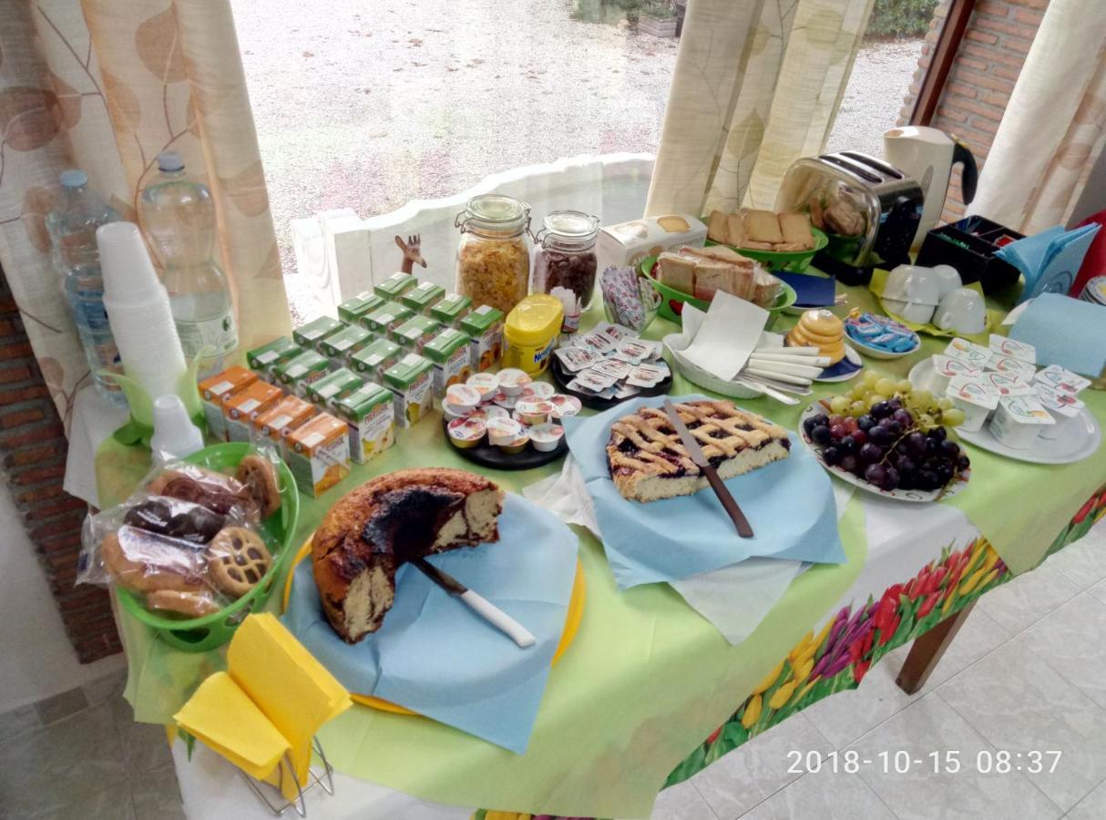 Bed and Breakfast CasadolcecasaЛатина Екстер'єр фото