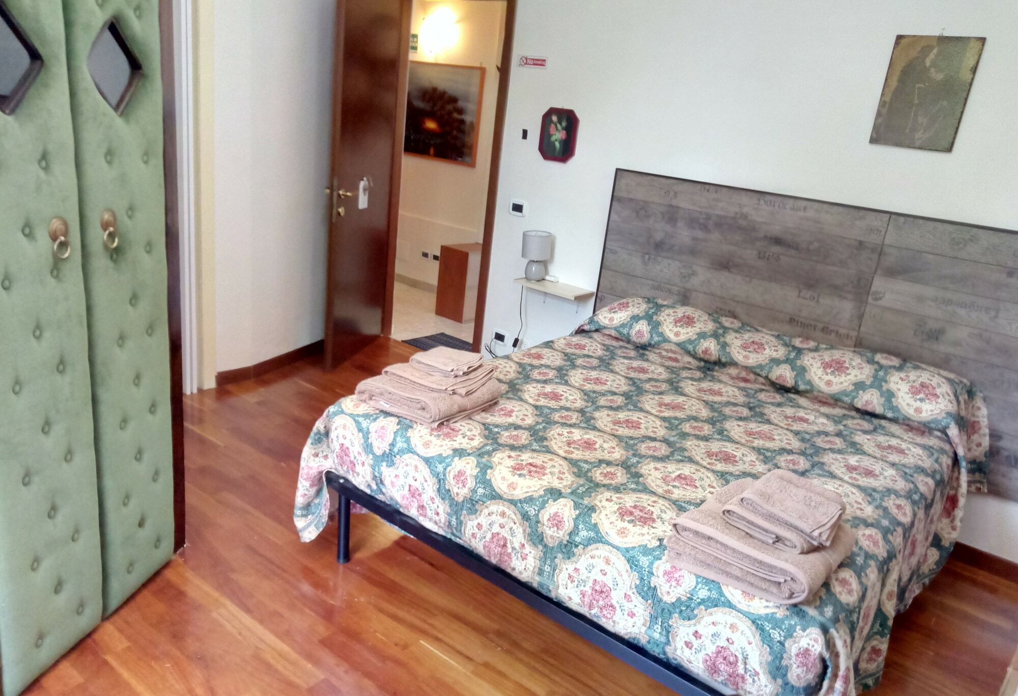 Bed and Breakfast CasadolcecasaЛатина Екстер'єр фото